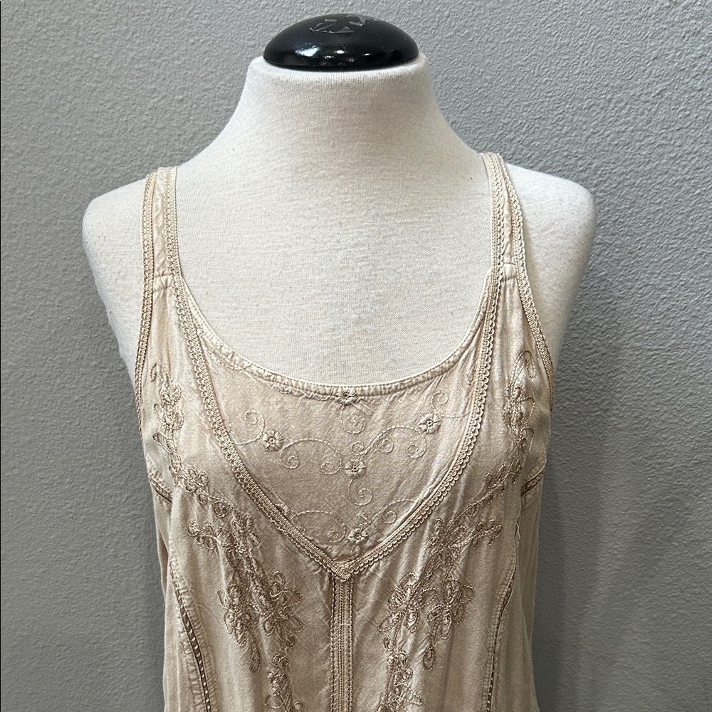 Chic Beige Lace Midi Dress XL - Picture 2 of 8